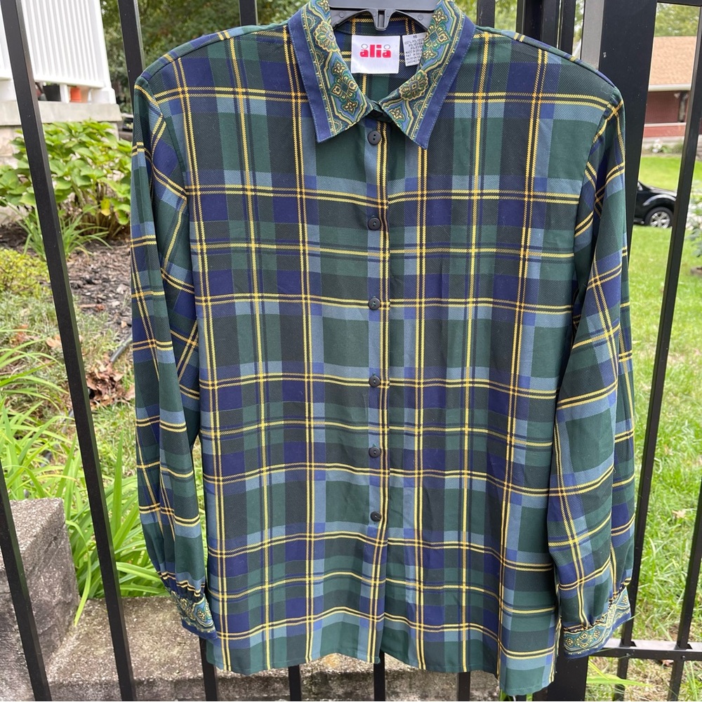 Double Patterned Blouse
